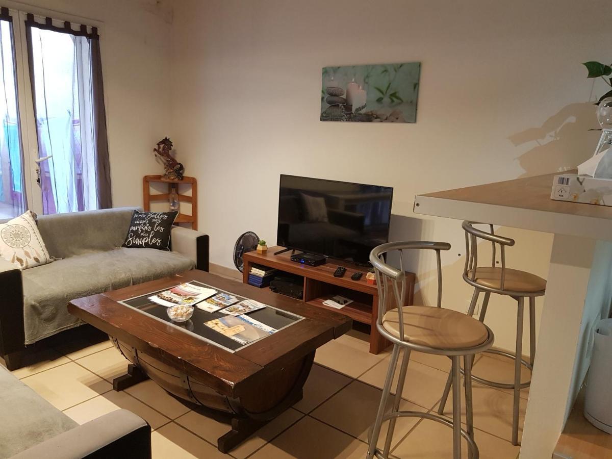 Appart B Tout Confort, Climatise Sur Coursan Exterior foto